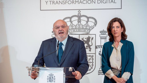 ep archivo   el director general de ceca jose maria mendez y la presidenta de la asociacion espanola
