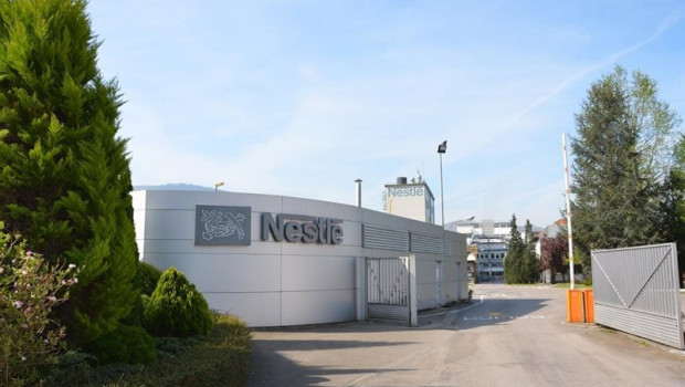 ep archivo   la planta de nestle en la penilla de cayon cantabria