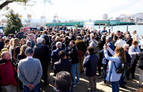 ep decenas de personas durante un minuto de silencio por las victimas del naufragio del vilaboa uno ep decenas de personas durante un minuto de silencio por las victimas del naufragio del vilaboa uno
