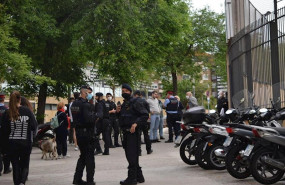 ep dispositivo policial en la plaza artos de barcelona por una concentracion convocada contra el
