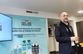 ep el director de negocio de pascual cesar vargas en la presentacion de la marca dinamic protein