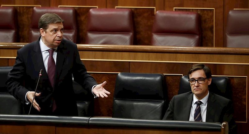 ep el ministro de agricultura pesca y alimentacion luis planas junto al ministro de sanidad salvador