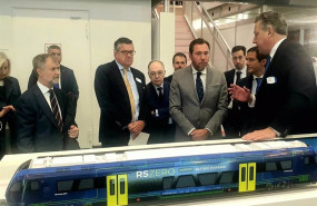 ep el ministro de transportes y movilidad sostenible oscar puente durante la feria internacional
