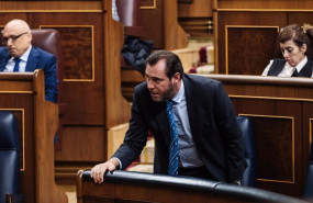 ep el ministro de transportes y movilidad sostenible oscar puente vota durante la sesion plenaria en