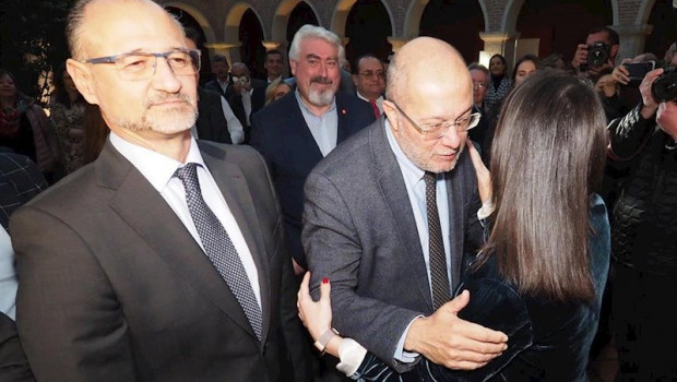 ep el vicepresidente de cyl francisco igea saluda a la portavoz de cs en el congreso ines arrimadas