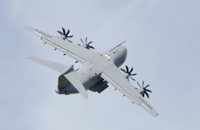 ep july 12 2014 the airbus a400m atlas four engined military transport aircraft pulling a tight turn