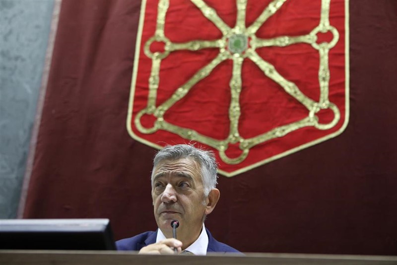 ep koldo martinez geroa bai durante la sesion de constitucion del parlamento de navarra