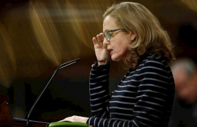ep la vicepresidenta de asuntos economicos nadia calvino durante un pleno del congreso