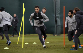 ep los jugadores del liverpool durante una sesion de entrenamiento antes del confinamiento