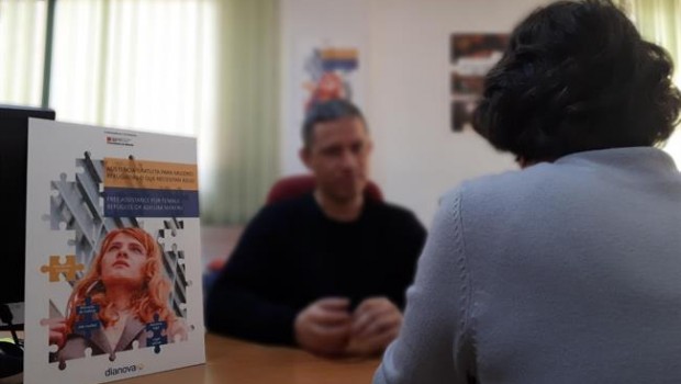 ep ong dianova ofrece asistenciamujeres refugiadas