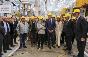 ep pedro sanchez visitaplantarenaultvalladolid 20181022170401