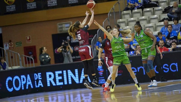 ep un lance del partido entre lointek gernika bizkaia y rpk araski