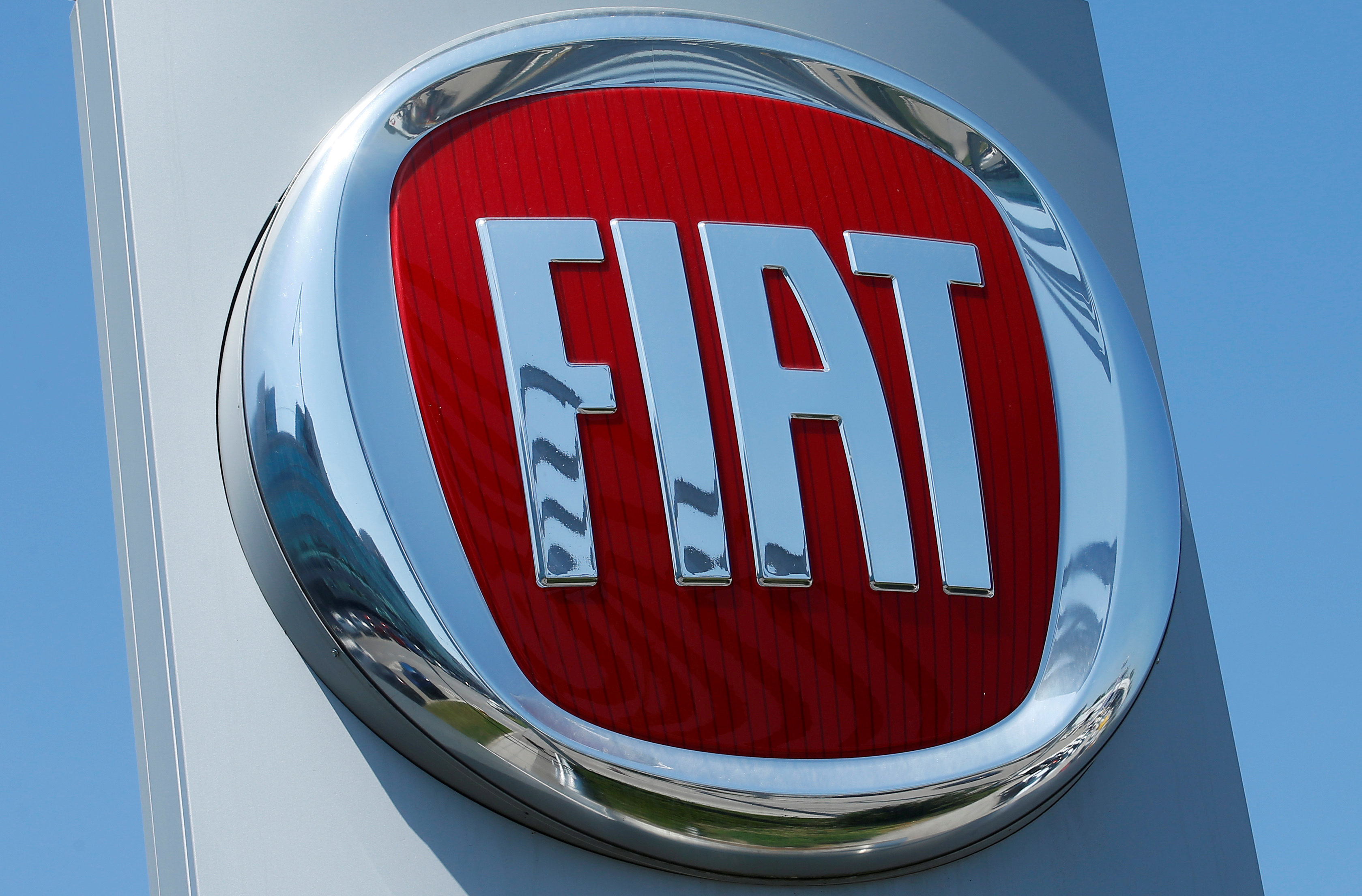 fiat-chrysler-dit-qu-il-etudiera-toujours-toute-proposition