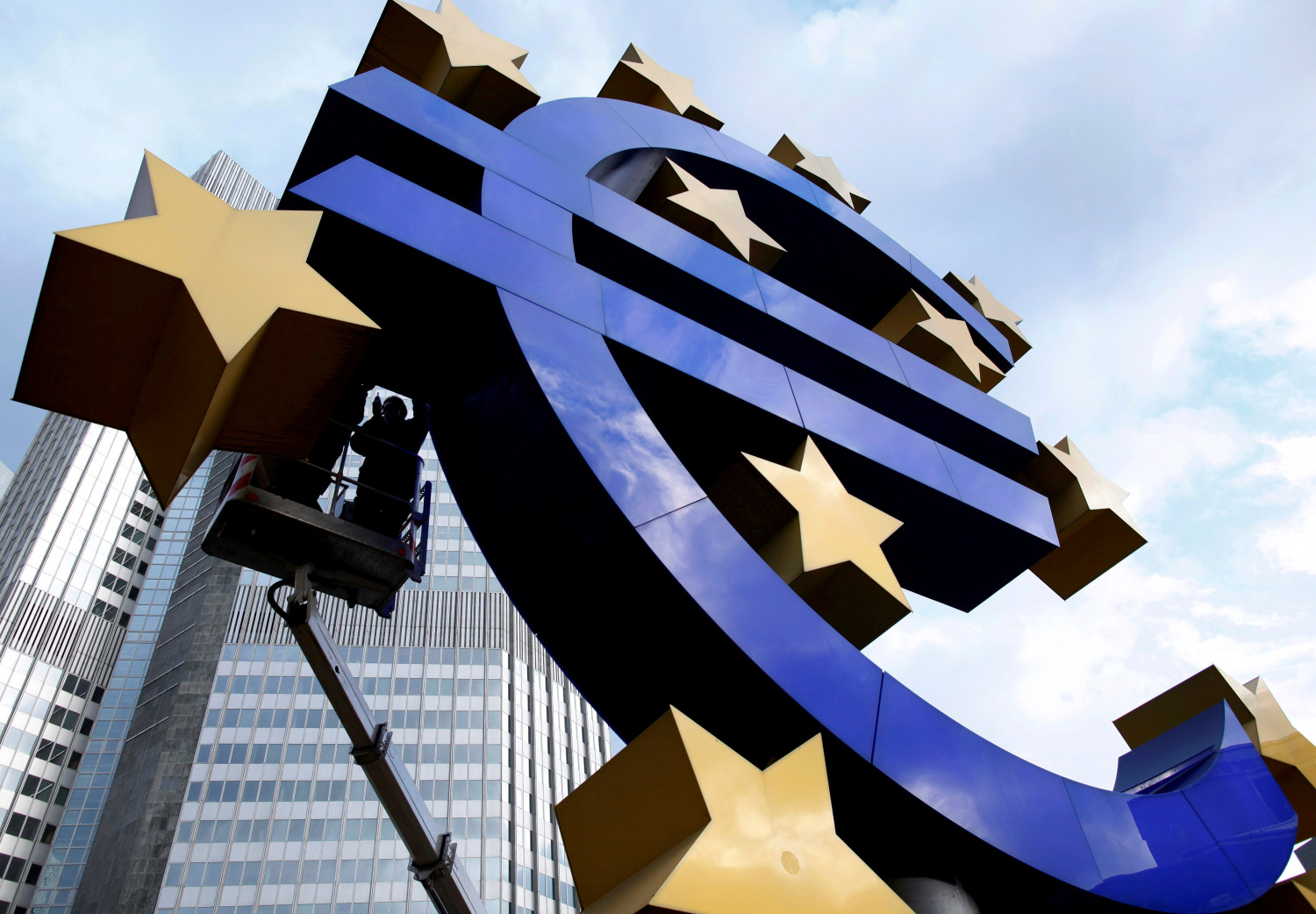 El BCE reconoce que se arriesga a perder el control y su autonomía sin el euro digital
