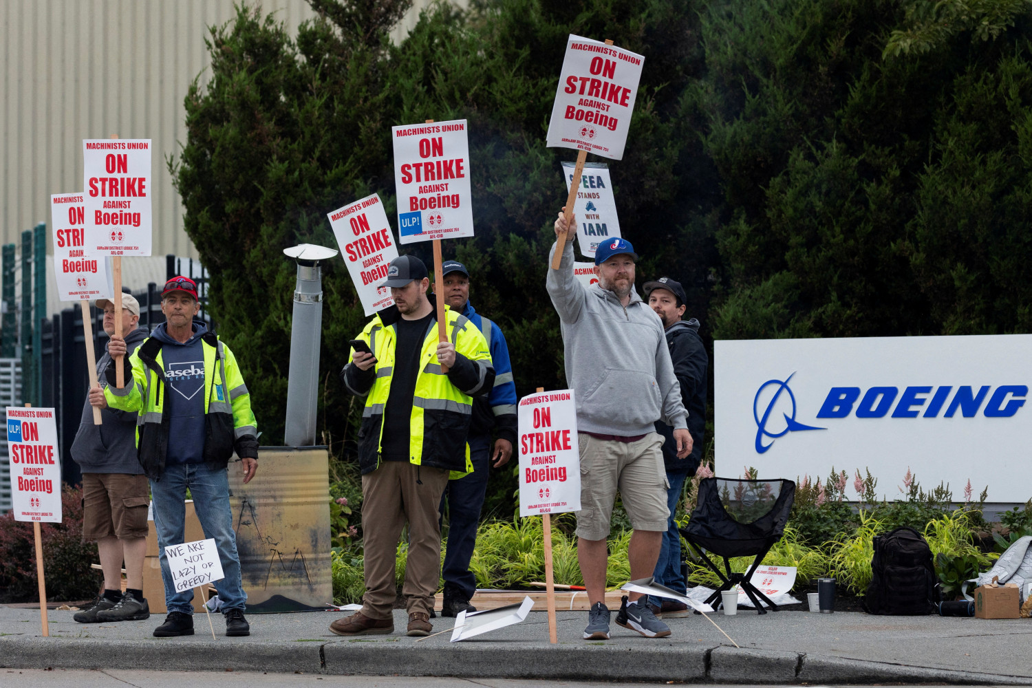 Boeing anuncia despidos temporales y su CEO se baja el sueldo por la huelga