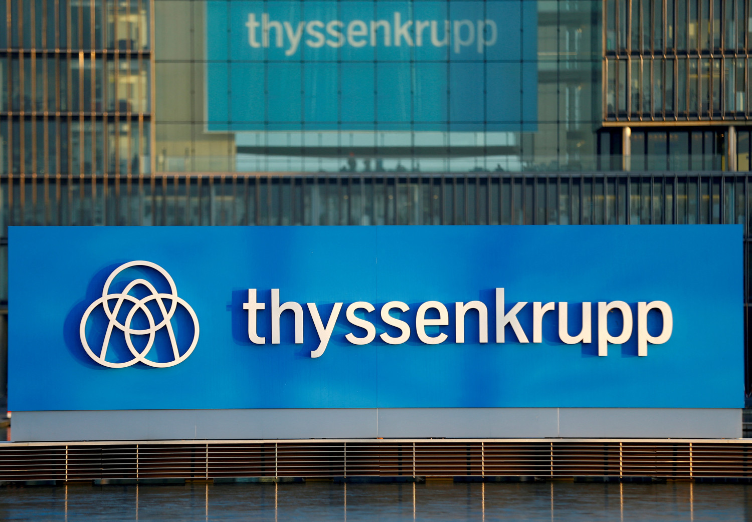 ECOBOLSA - Thyssenkrupp planea eliminar 11.000 empleos de su división ...