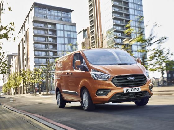 2017 ford transit 02-560x419