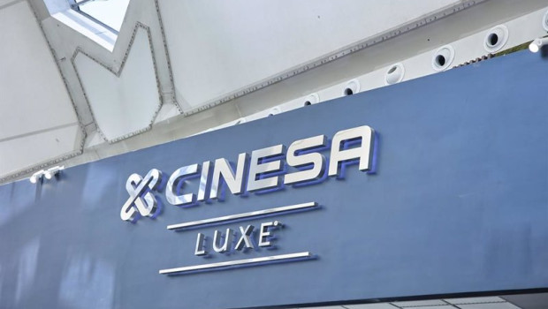ep archivo   entrada del cine cinesa
