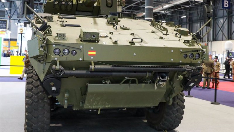 ep archivo tanque militar vcr 8x8 dragon en la feria internacional de defensa y seguridad feindef ep archivo tanque militar vcr 8x8 dragon en la feria internacional de defensa y seguridad feindef