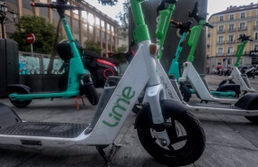 ep archivo   varios patinetes electricos a 7 de septiembre de 2024
