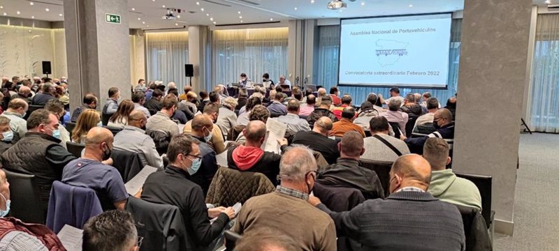 Asamblea extraordinaria de la Asociación de Transportistas Portavehículos. | FENADISMER ep asamblea extraordinaria de la asociacion de transportistas portavehiculos