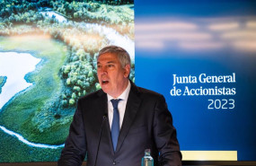 ep el nuevo consejero delegado de indra jose vicente de los mozos interviene durante la junta