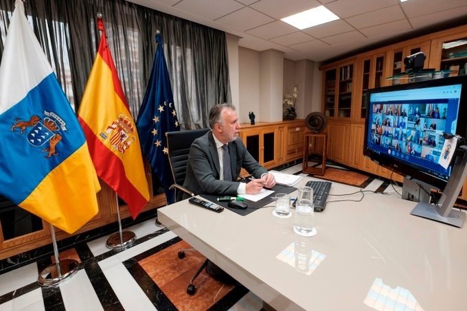 El presidente de Canarias, Ángel Víctor Torres, durante la reunión con Sánchez y el resto de presidentes autonómicos | CEDIDO POR GOBIERNO DE CANARIAS ep el presidente de canarias angel victor torres durante la reunion con sanchez y el resto de