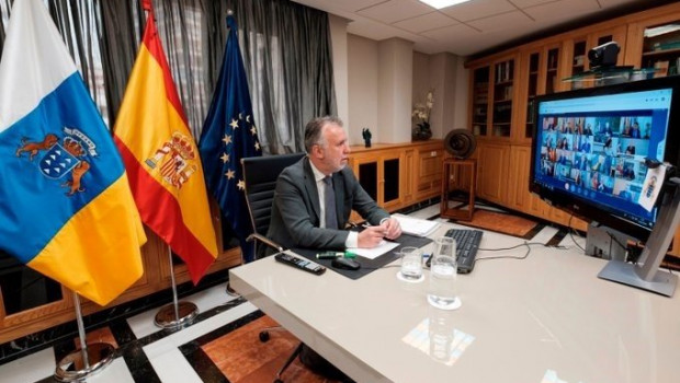 ep el presidente de canarias angel victor torres durante la reunion con sanchez y el resto de