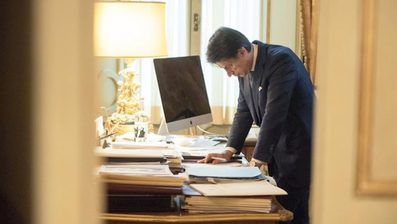 ep el primer ministro italiano giuseppe conte