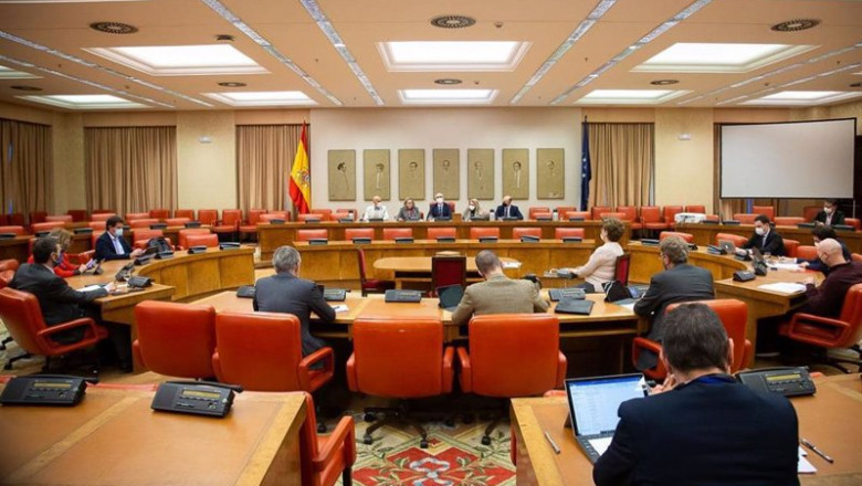 ep imagen de la comision de asuntos economicos del congreso durante la comparecencia de la ep imagen de la comision de asuntos economicos del congreso durante la comparecencia de la