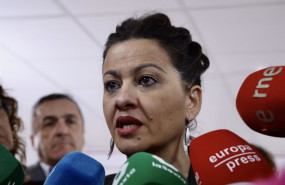 ep la ministra de juventud e infancia sira rego atiende a los medios antes de participar en el acto
