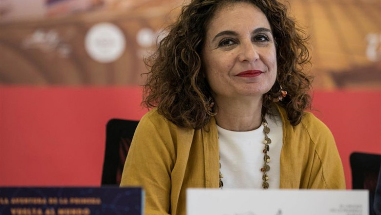 ep la ministrahaciendafunciones maria jesus montero asistela firmaconvenioloteriasapuestasestadola fundacion nao victoria