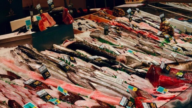 ep las ventas de pescado caen un 10 en la desescalada a pesar de la reapertura parcial de bares y