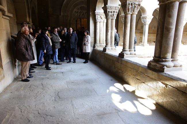 Miembros del Gobierno de Aragón en el claustro de San Pedro el Viejo de Huesca | GOBIERNO DE ARAGÓN ep miembrosgobiernoaragonclaustrosan pedroviejohuesca