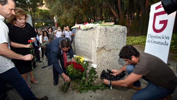 ep ofrenda floralfederico garcia lorcalas victimasfranquismo