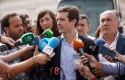 ep pablo casado atiendelos medioscomunicacion durantavisitaalgeciras ep pablo casado atiendelos medioscomunicacion durantavisitaalgeciras
