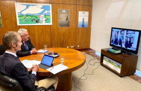 ep reunion por videoconferencia del presidente y el director general de capsa con los reyes de