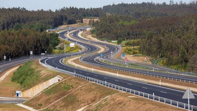 ep tramo arzua-lavacolla en la autovia entre santiago y lugo
