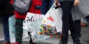 la-consommation-des-menages-francais-accelere la-consommation-des-menages-francais-accelere