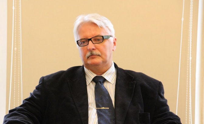 Witold Waszczykowski polonia refugiados siria