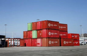 ep archivo   contenedores en un puerto