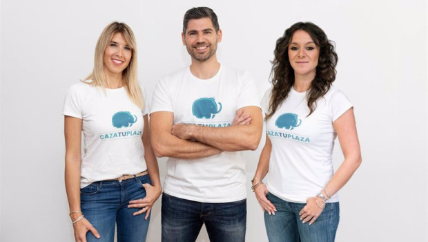ep archivo   los fundadores de cazatuplaza irene chia jorge vindel y elena enguix