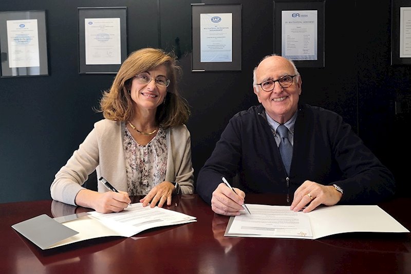 ep beatriz rivera directora general de enac y el dr rafael calafell presidente de aefa