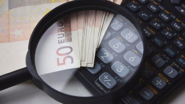 ep el estudio analiza las tendencias generales del deterioro del fondo de comercio en diferentes
