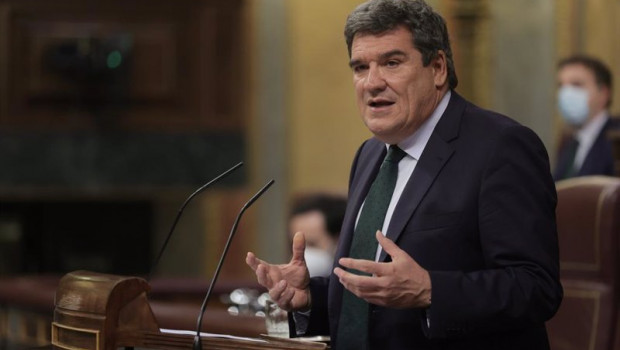 ep el ministro de inclusion seguridad social y migraciones jose luis escriva en una sesion plenaria