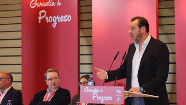 ep el ministro de transportes y movilidad sostenible oscar puente durante el congreso provincial del ep el ministro de transportes y movilidad sostenible oscar puente durante el congreso provincial del