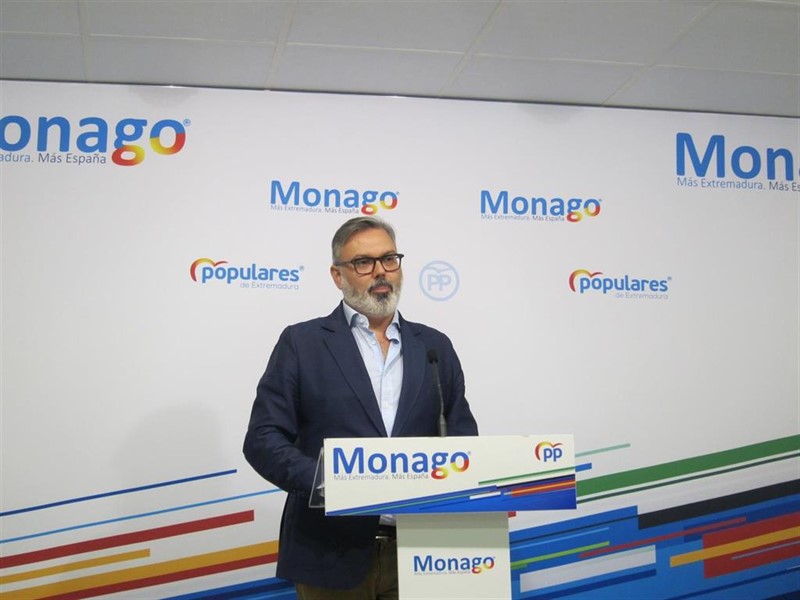 ep el portavoz del pp de extremadura fernando pizarro en rueda de prensa