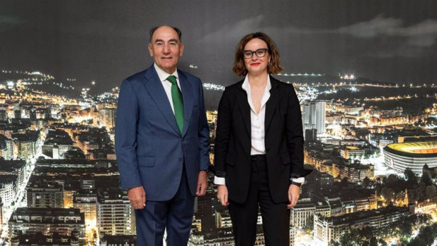 ep encuentro del presidente de iberdrola ignacio galan con la diputada general de bizkaia elixabete