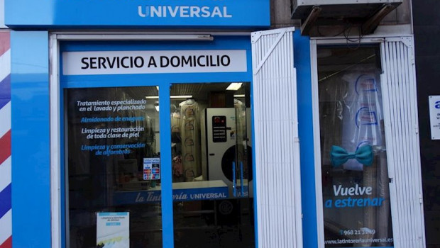 ep fachada de una tintoreria