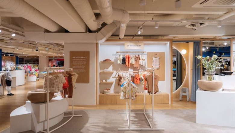ep hm abre un corner en galeries lafayette